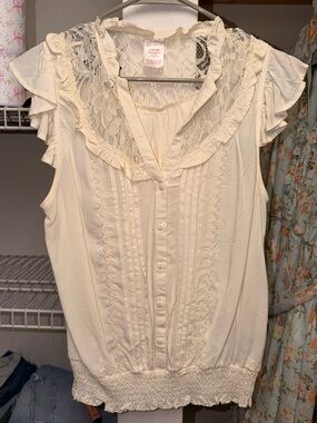 No Boundaries Cream Lace Ruffle Sleeveless Blouse